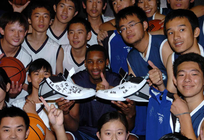 昔日水晶宫双星埃泽、奥利塞本赛季关键数据对比：后者均占优（埃泽vs奥利塞：本季关键数据对照，奥利塞全面领先）