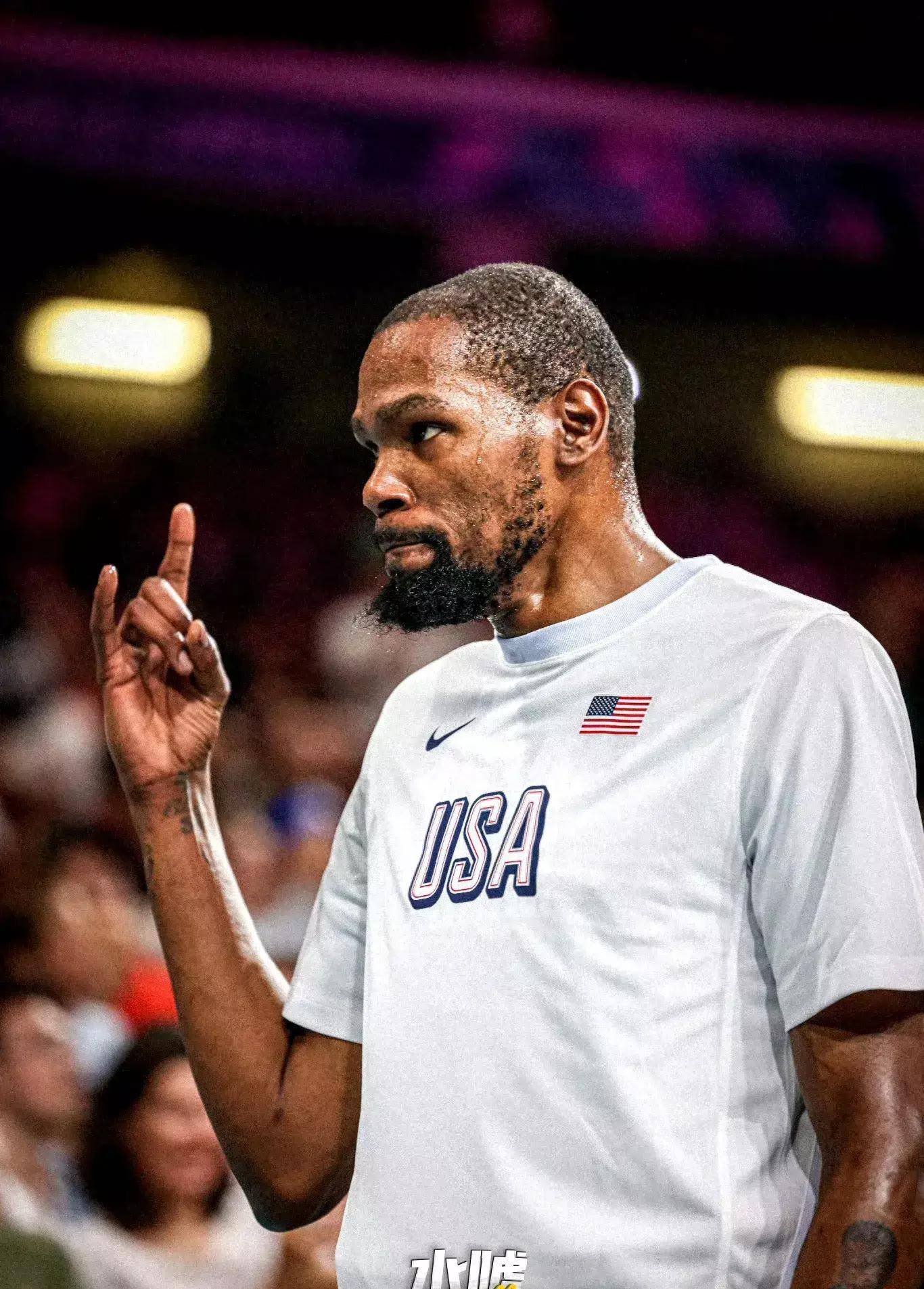 苏炳添：一直很关注C罗、詹姆斯等巨星，曾想过跑到40岁（苏炳添：长期关注C罗、詹姆斯等巨星，一度立志跑到40岁）