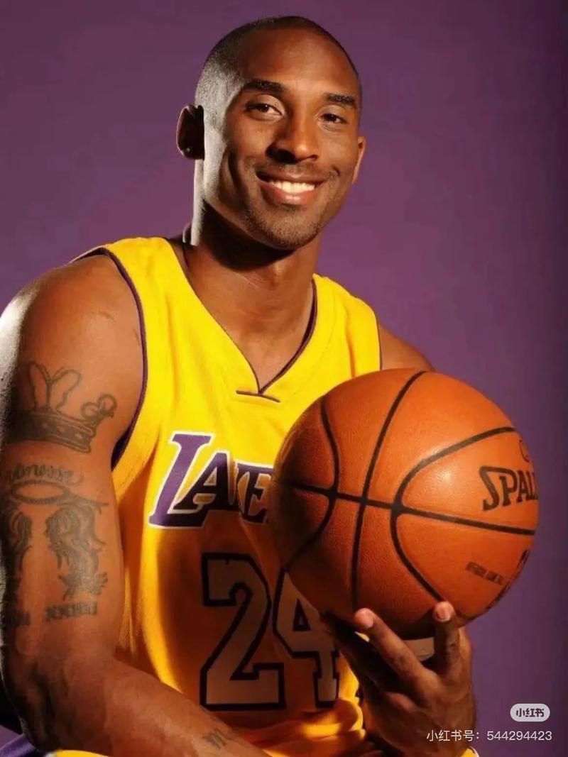 电讯报：纽卡有意引进小将斯密特，该球员非常乐意在一月加盟（电讯报：纽卡盯上小将斯密特，后者愿在一月加盟）