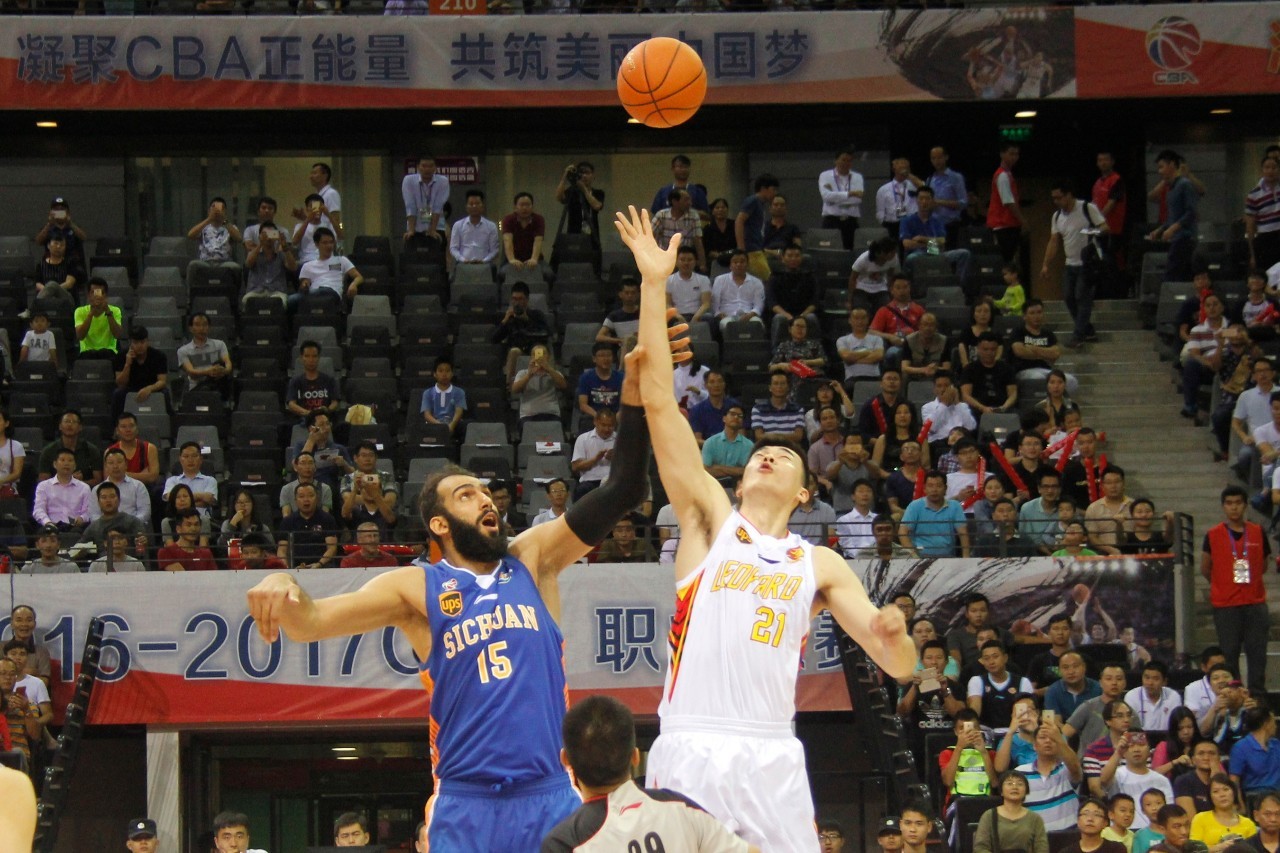 全市场：罗马和那不勒斯最近都询问了引进基耶萨的可能（全市场：罗马与那不勒斯近来已打听引进基耶萨的可行性）