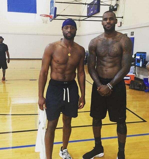 砍瓜切菜！U17国足4连胜轰38球失0球，末轮不败即晋级（U17国足四连胜38球零失，末轮不败即可晋级）