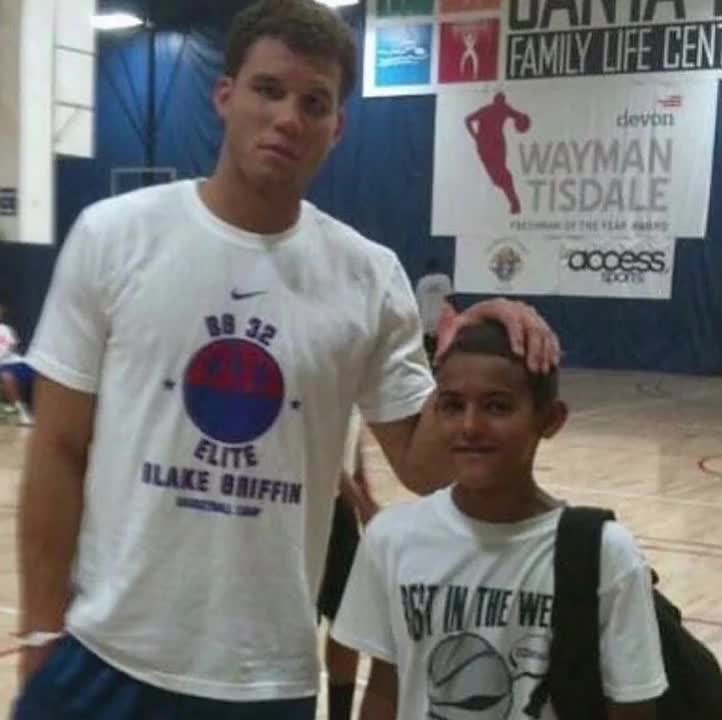 米体：卢卡库恢复良好，可能12月11日对阵本菲卡时复出（米兰体育报：卢卡库恢复顺利，有望12月11日复出战本菲卡）