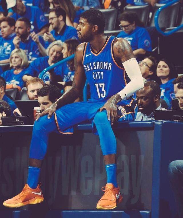 第四次，曼联错失进入欧冠区的机会。（曼联第4次错失欧冠区席位）