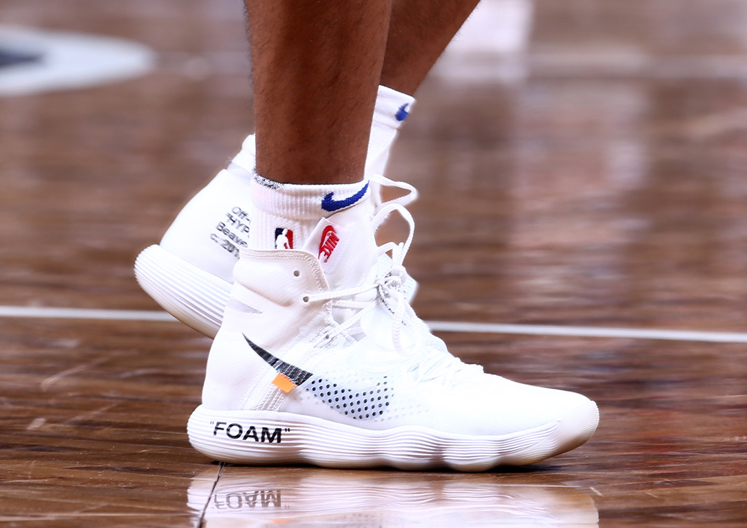 意媒：贡多齐可能在冬窗离开拉齐奥，标价至少3000万欧元（意媒：拉齐奥冬窗或放行贡多齐，至少索价3000万欧元）