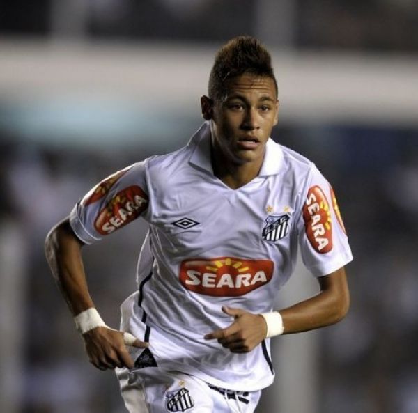 临场数据大变！成都蓉城魔鬼主场或难耐柔佛（赛前数据突变！成都蓉城魔鬼主场恐难挡柔佛）